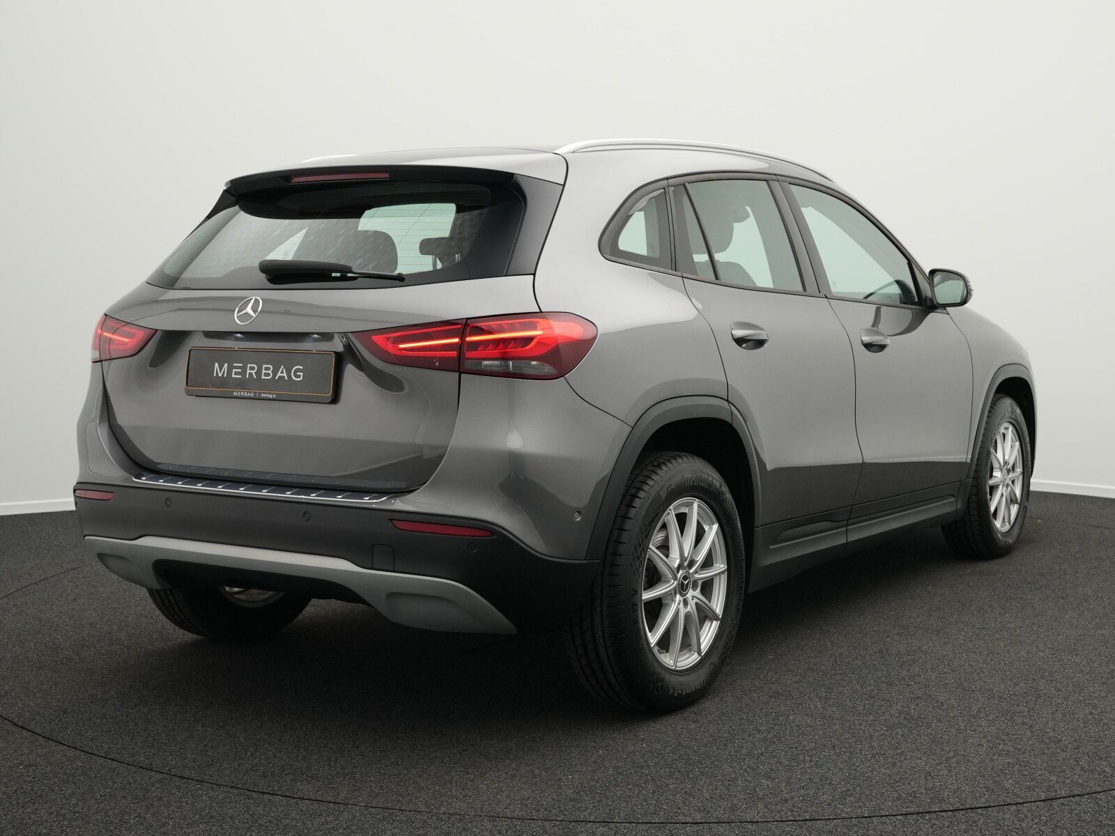 Mercedes-Benz GLA 180 d Kamera+PTS+SHZ+MBUX imagem 3