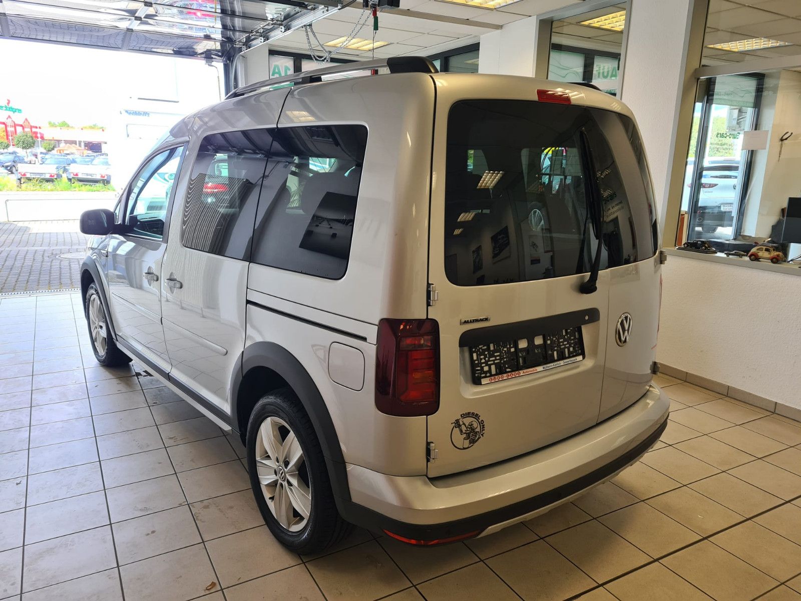 Fahrzeugabbildung Volkswagen Caddy PKW Alltrack BMT / NAVI / DSG