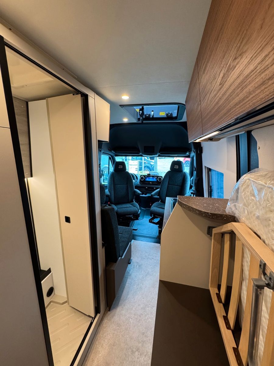 Fahrzeugabbildung Bürstner Habiton HMX 4x4 Schlafdach SIE SPAREN € 8.008,-!
