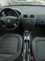 Skoda Fabia Combi 1.4 16V Elegance Automatik Standheiz - Skoda Fabia: Standheizung