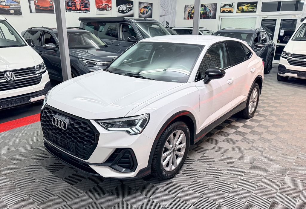 Image of Audi Q3