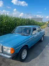 Mercedes-Benz W123, 230E, LPG, Automatik - Mercedes-Benz 230 in Gelsenkirchen