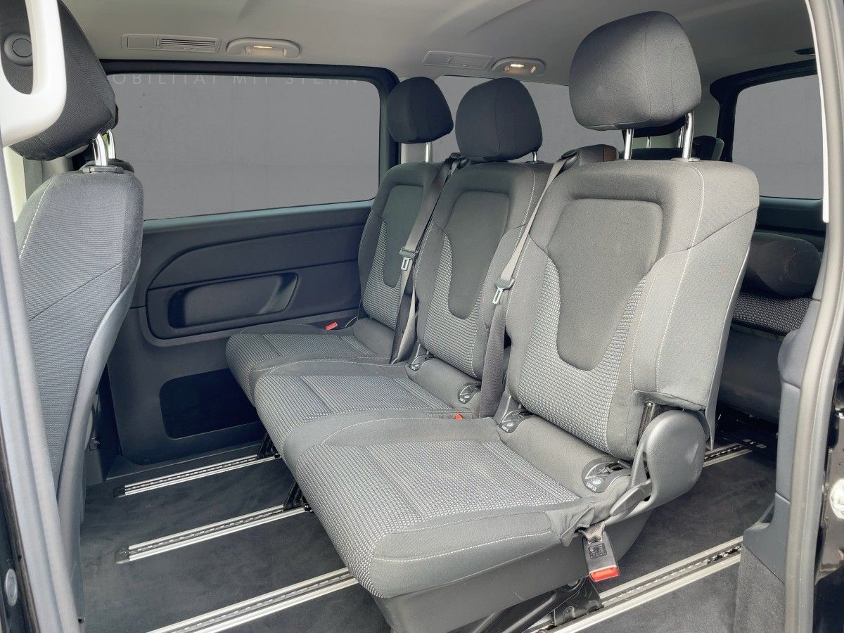Fahrzeugabbildung Mercedes-Benz EQV 300 lang 360°/Totw./Navi/LED