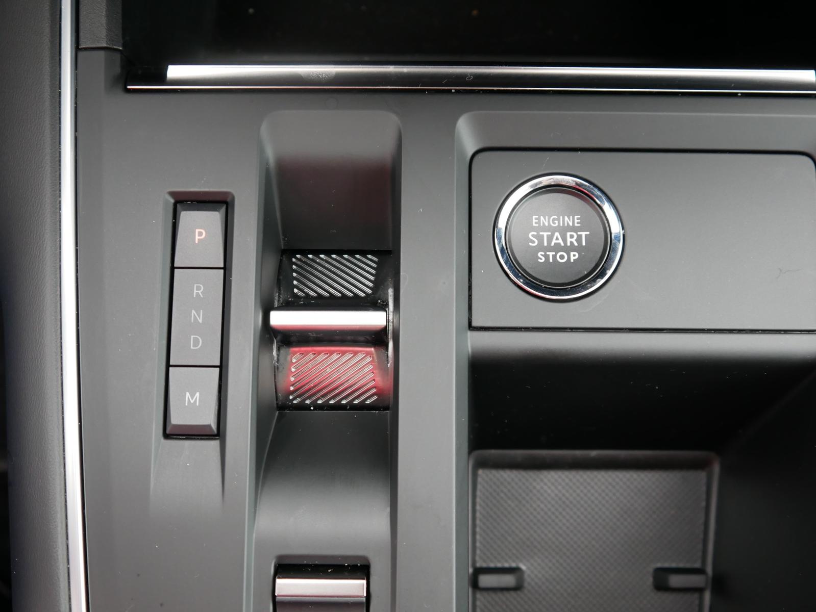 Citroën C5 Aircross Max Hybrid 145 Aut. LED ACC Navi
