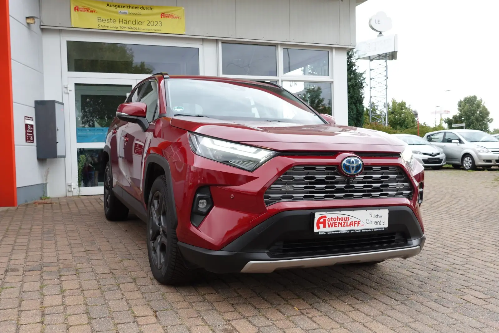 Toyota RAV 4 2.5 Hybrid Lounge Allrad 5J Garantie
