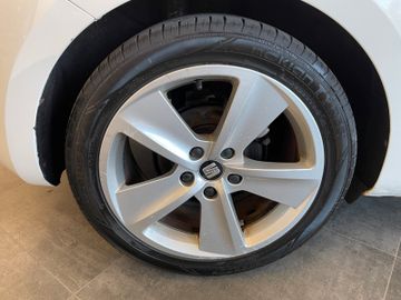 Seat Leon FR *2.Hand*Scheckheft*LED*
