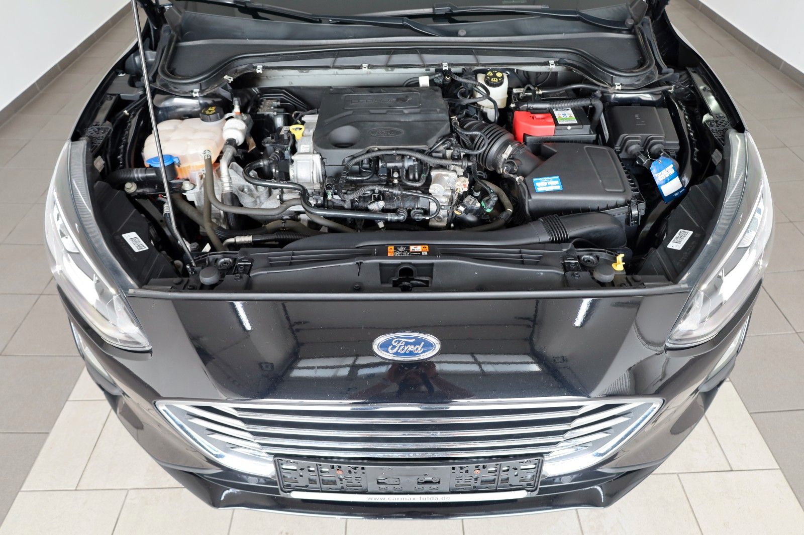 Fahrzeugabbildung Ford Focus Turnier Titanium Navi,Kamera,LED,SH,PDC