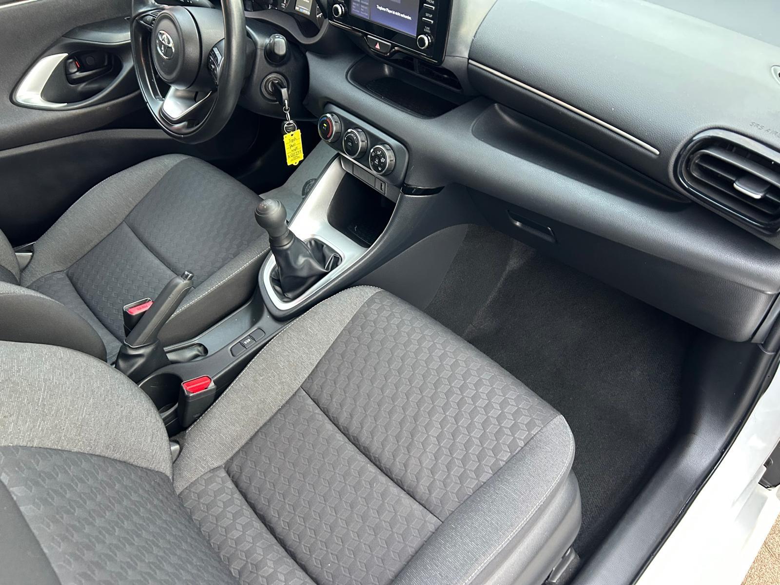 Toyota Yaris Comfort/KLIMA/GJR/KAM/TÜV NEU/ACC/FREISPRE