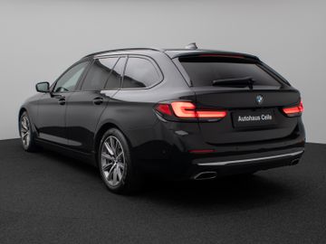 Fahrzeugabbildung BMW 530d Tour Luxury Line AHK Pano H/K Kamera DAB