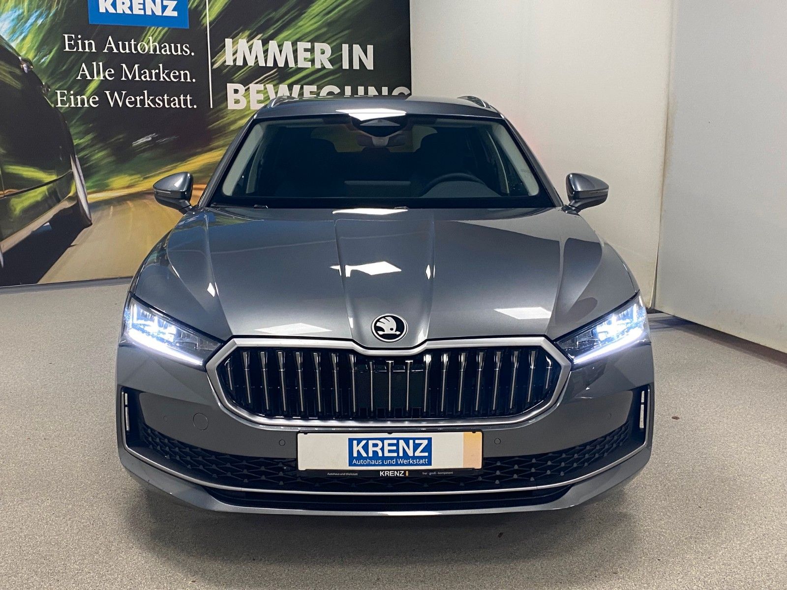 Fahrzeugabbildung SKODA Superb 1.5 TSI mHEV DSG Selection Combi+AHK+ACC+