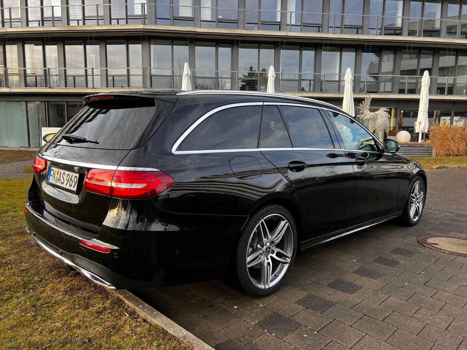 Mercedes-Benz E 220 d T Autom. AMG Line