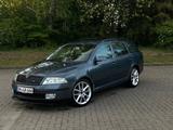Skoda Octavia 2.0 TDI PD DPF Elegance Elegance - Skoda Octavia aus 2006: Elegance