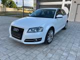 Audi A3 1.6 TDI (DPF) 77kW Attraction Sportback A... - Audi A3 mit Diesel-Antrieb: Kombi, 1.6