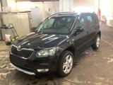 Skoda Yeti Edition Xenon SHZ PDC Panoramadach - gebrauchte Skoda Yeti aus dem Jahr 2015
