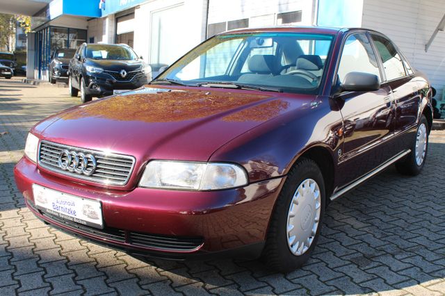 Audi A4 * Schiebedach* Klima * Radio* Elektr. Fenster