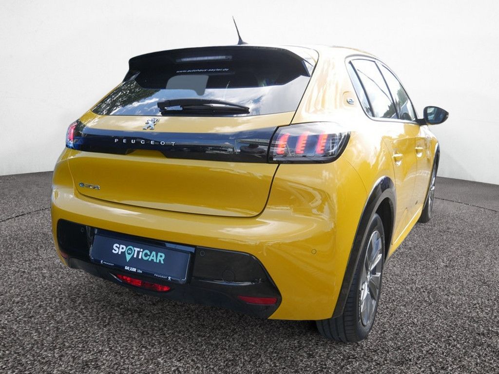Peugeot e-208 Allure 136 KLIMA PDC NAVI LED SCHEINWERFER imagem 3
