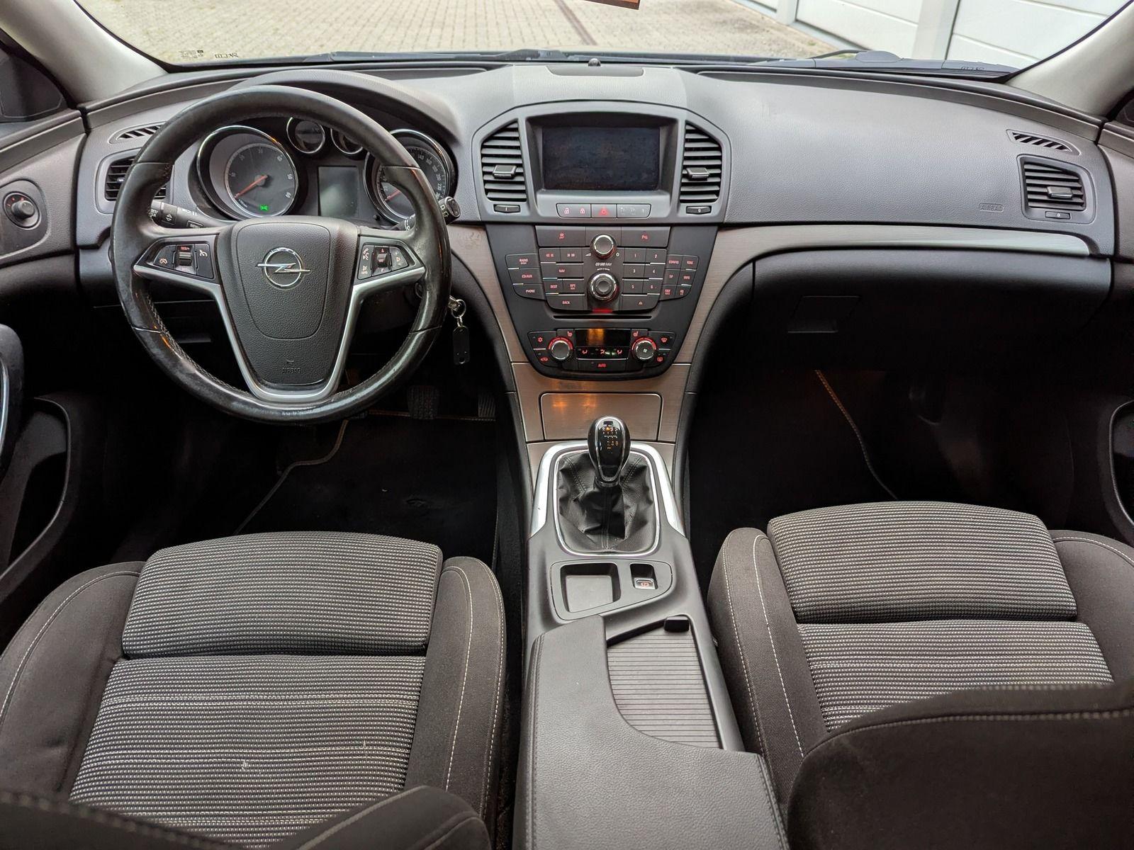 Opel Insignia 2010 — photo 6