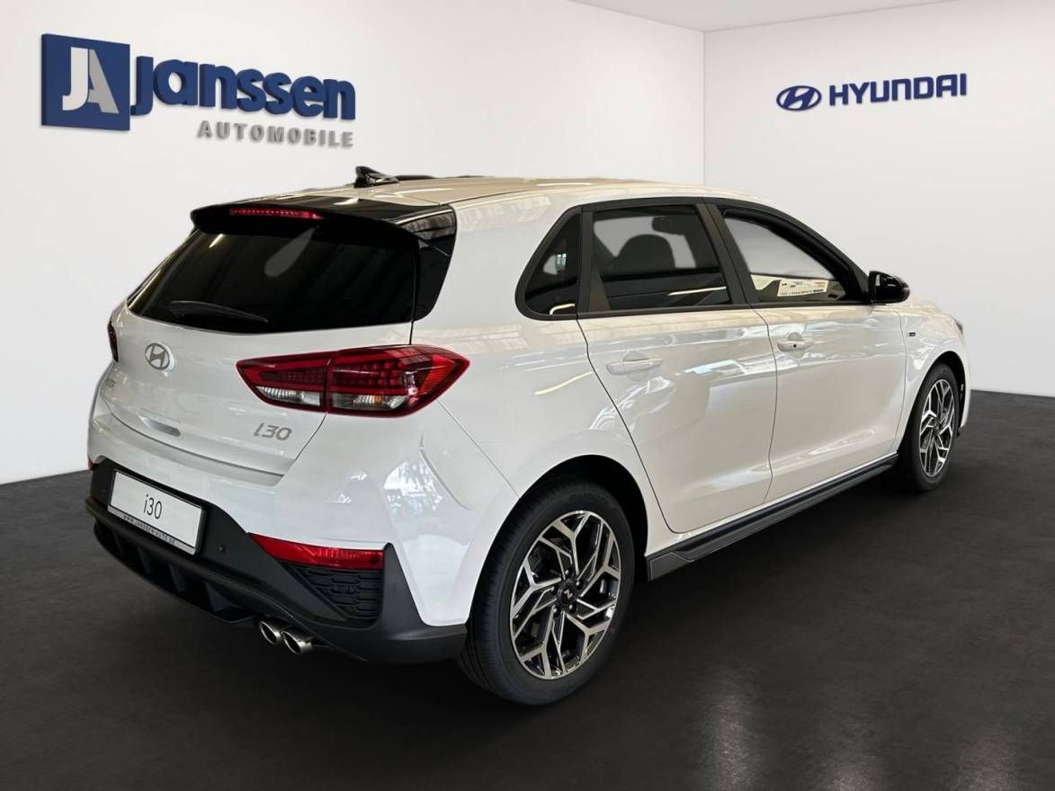 Fahrzeugabbildung Hyundai i30 FL 5-Türer (MY26) 1.6 T-GDI (150 PS) 7-DCT N