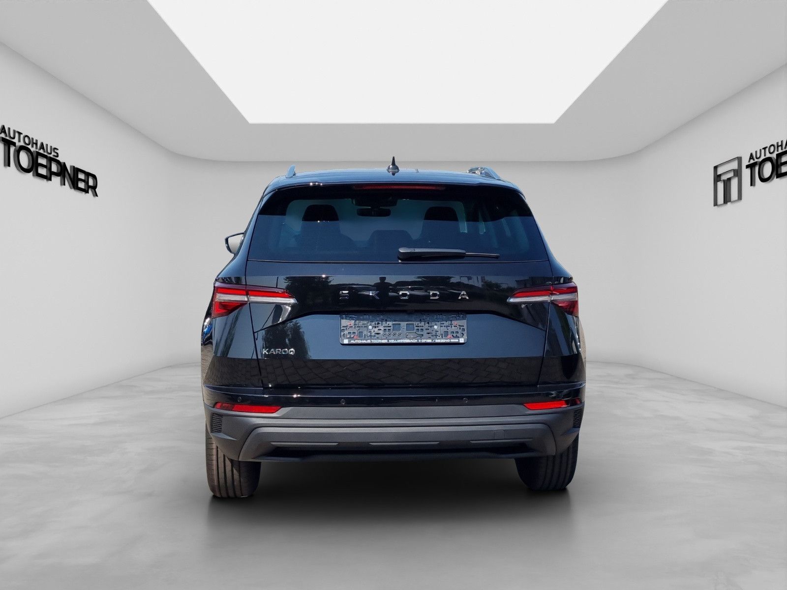 Fahrzeugabbildung SKODA Karoq Balance 2,0 TDI AHK Info 18" Fahrassi+