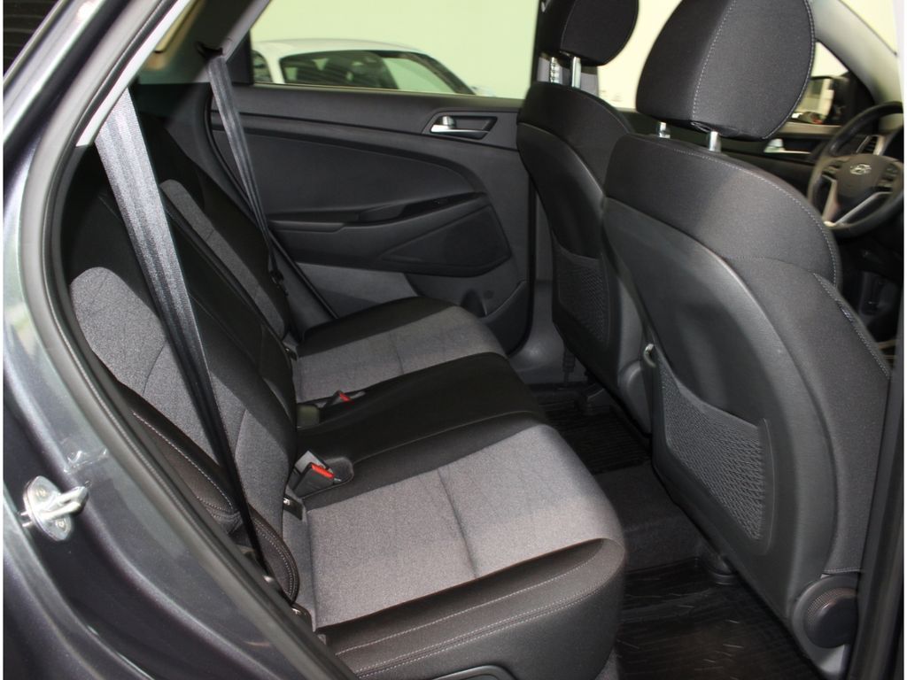 Fahrzeugabbildung Hyundai Tucson Style 4WD 1.6 *Navi*Kamera *LED*