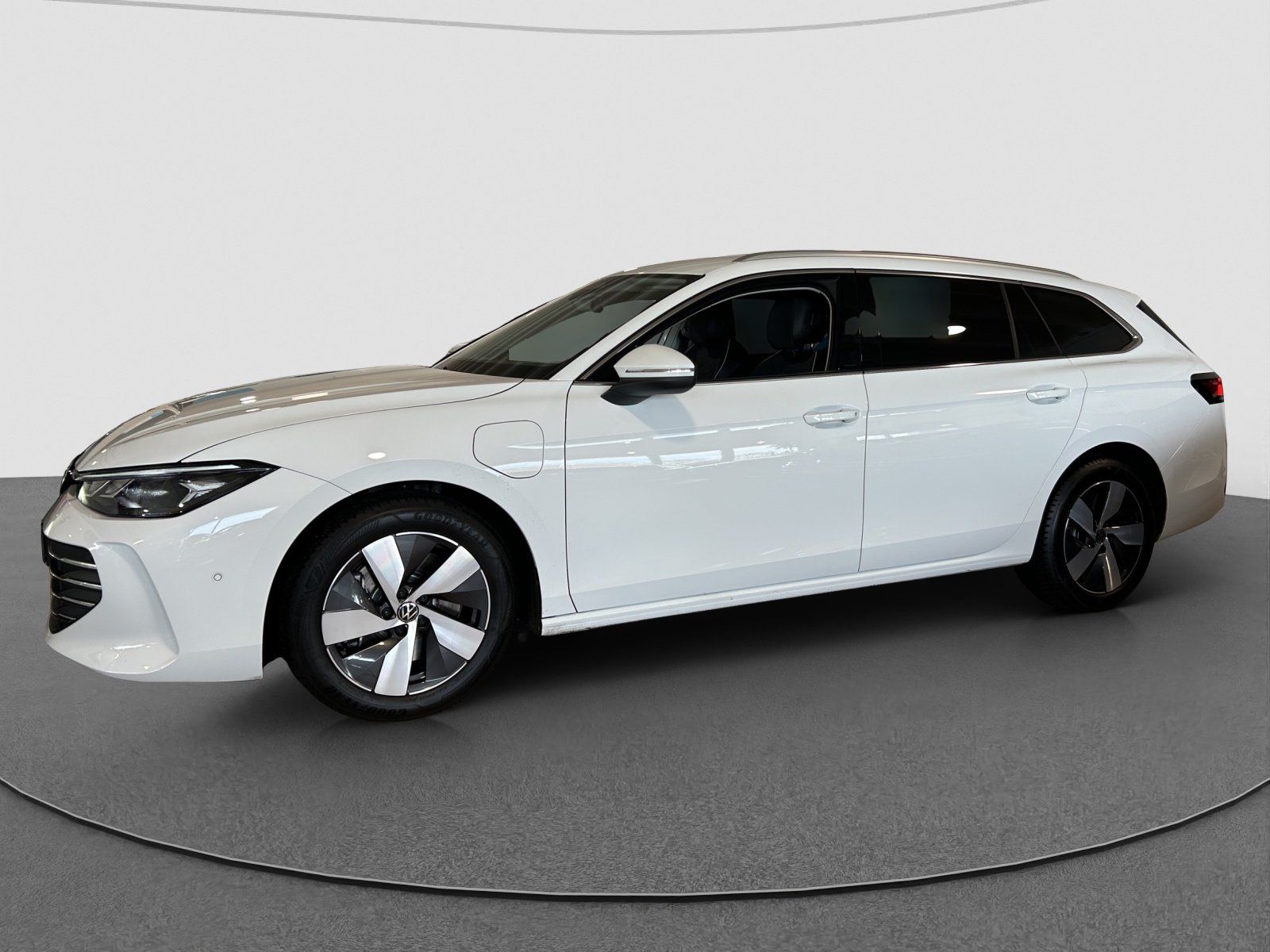 Volkswagen Passat Variant - Bild 7
