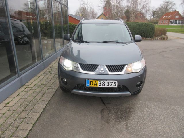 Mitsubishi Outlander 2.0 DI-D Intense 4x4