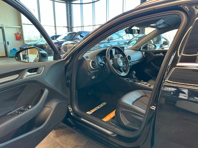 Audi A3 Sportback 30 TFSI design *2. Hand*Klima*Navi*