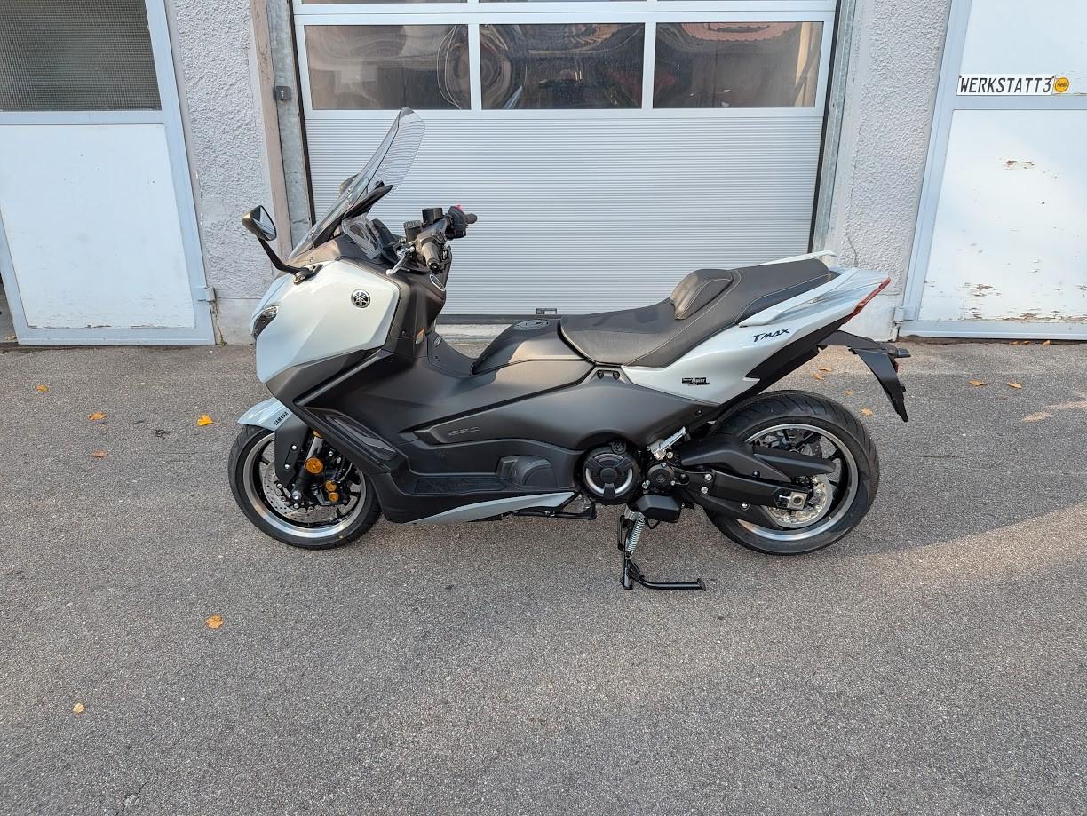 Yamaha TMAX TECH MAX Mod.2025 - Vorführer
