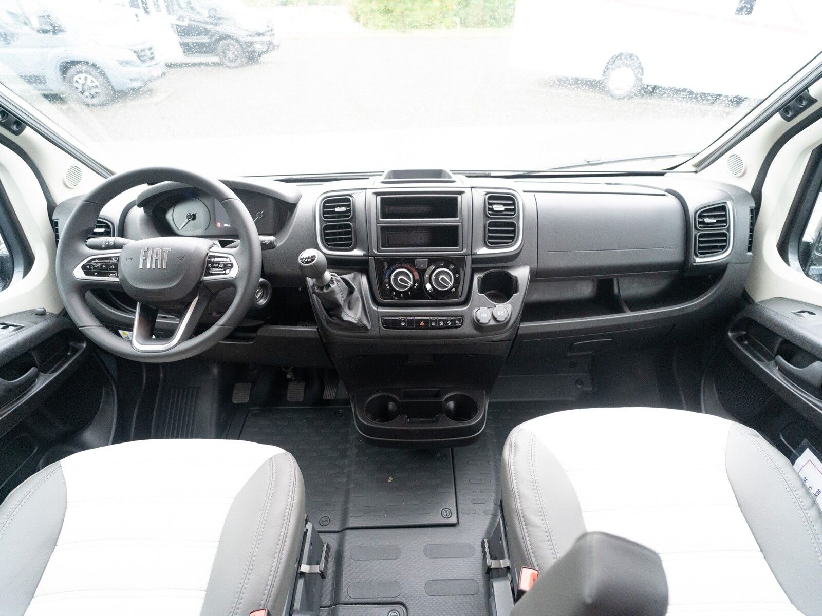 Fahrzeugabbildung Sunlight Cliff X 600 RT Schwenkbad*Dieselheizung*Faltverd