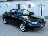 Volkswagen Golf 1.6  Trendline Cabriolet - Volkswagen Golf aus 2000: 1.6