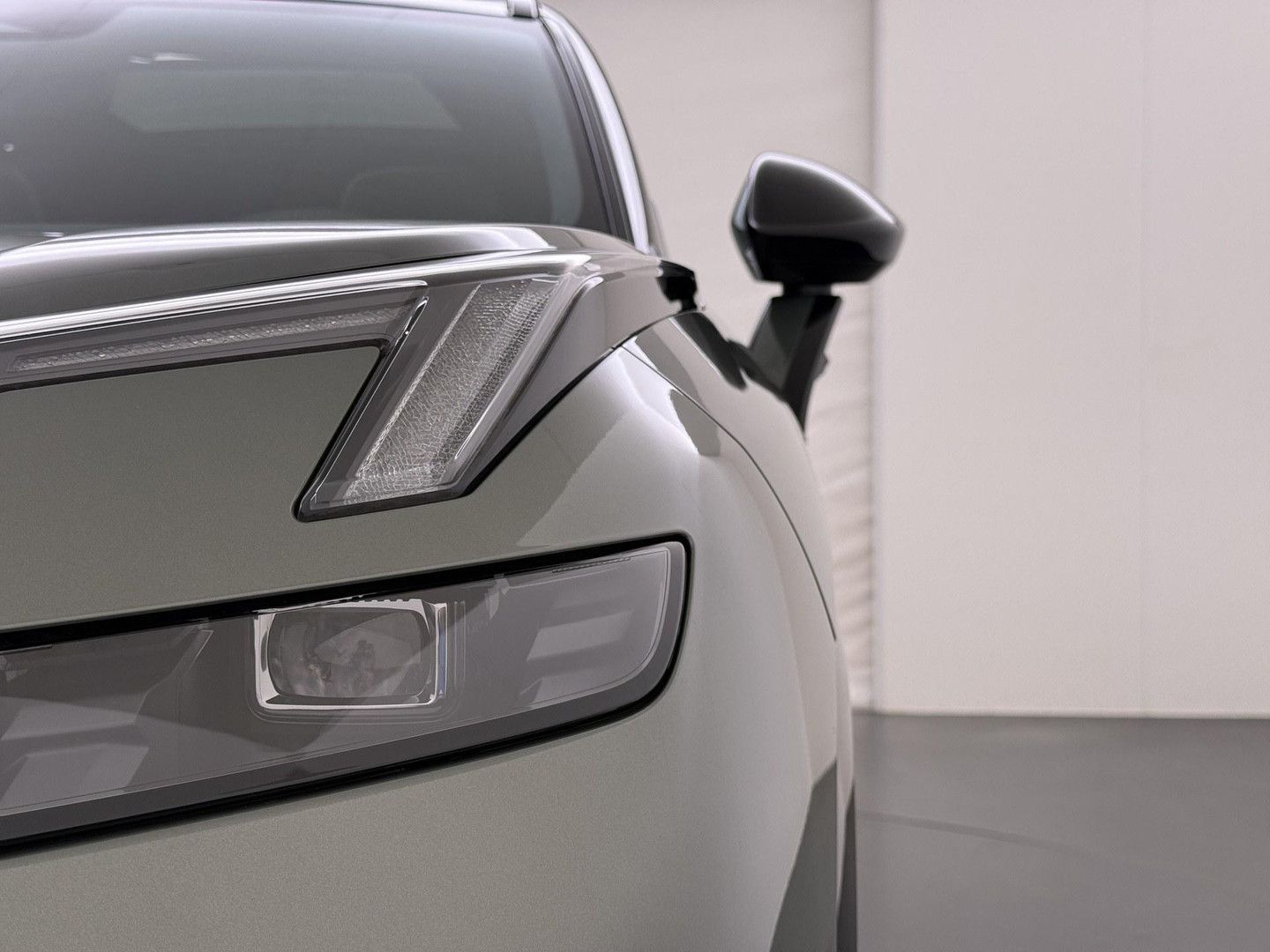 Lynk & Co 08