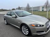 Jaguar XF 2.0 L Turbo Automatik/Navi+Camera/Leder/SO+WR - Jaguar XF mit Benzin-Antrieb