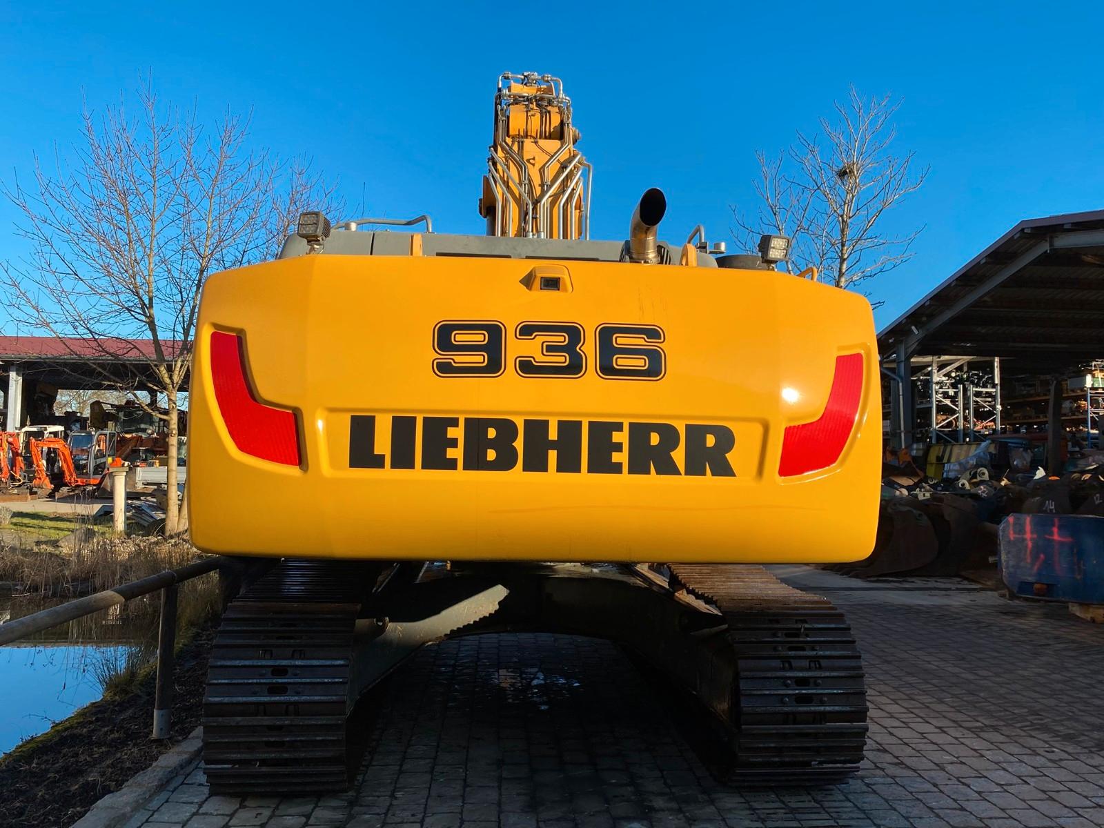 Liebherr R 936NLC
