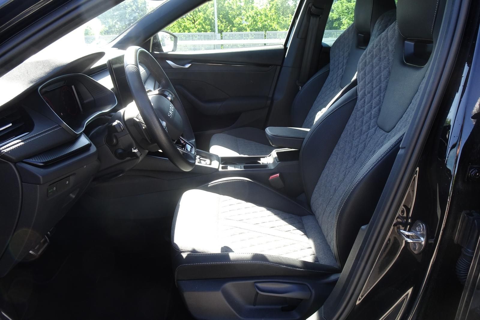 Fahrzeugabbildung SKODA Octavia Combi Sportline 2.0l TDI 110kW DSG AHK L