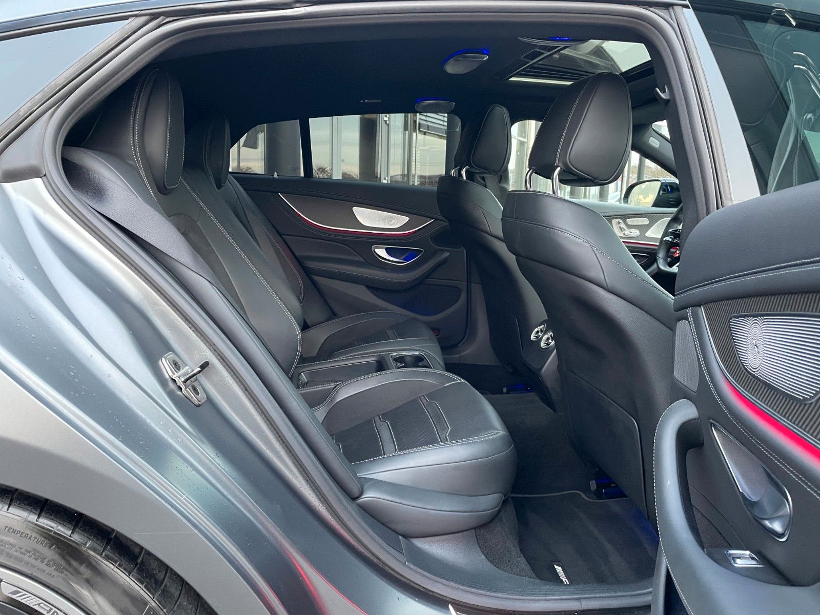 Fahrzeugabbildung Mercedes-Benz AMG GT 53 4M AirM+StdH+Burm3D+360°+PAGA+HUD