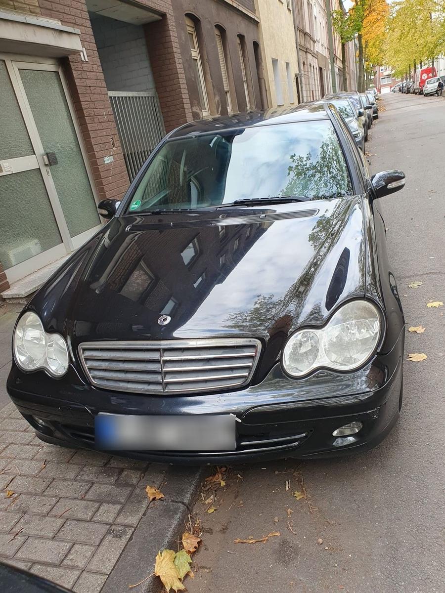 Mercedes-Benz C 220