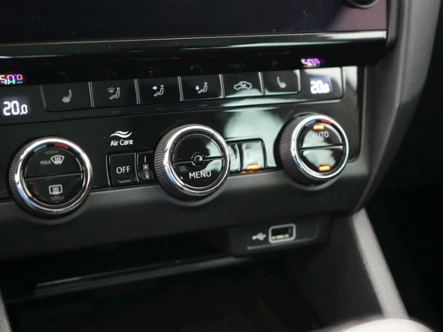 Octavia COMBI CLEVER TSI+ANHÄNGERKUPPLUNG+SITZHE