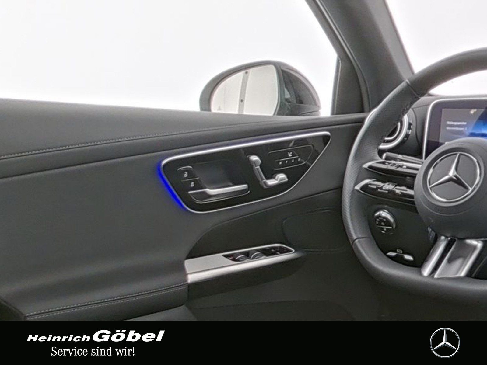 Fahrzeugabbildung Mercedes-Benz GLC 300 4M AMG+PANO+AHK+NIGHT+MEMORY+CARPLAY