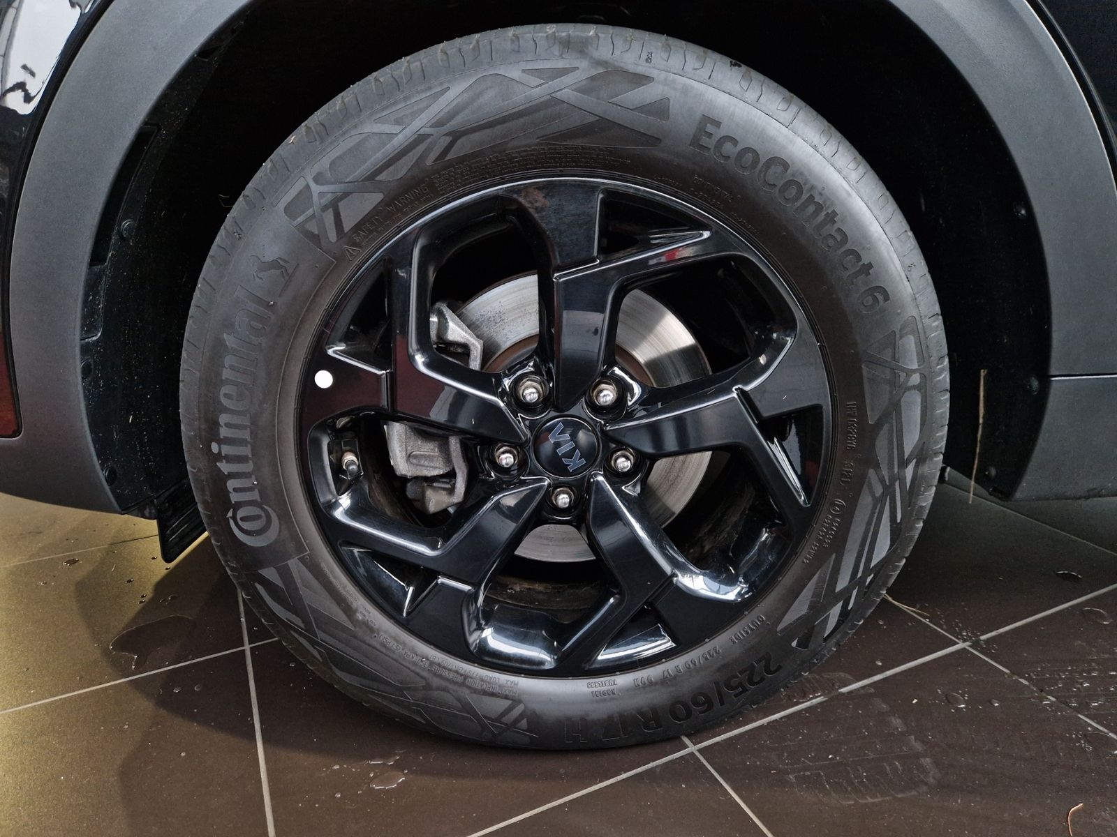 Fahrzeugabbildung Kia Sportage Black Edition 4WD PREMIUM LED NAVI ALU