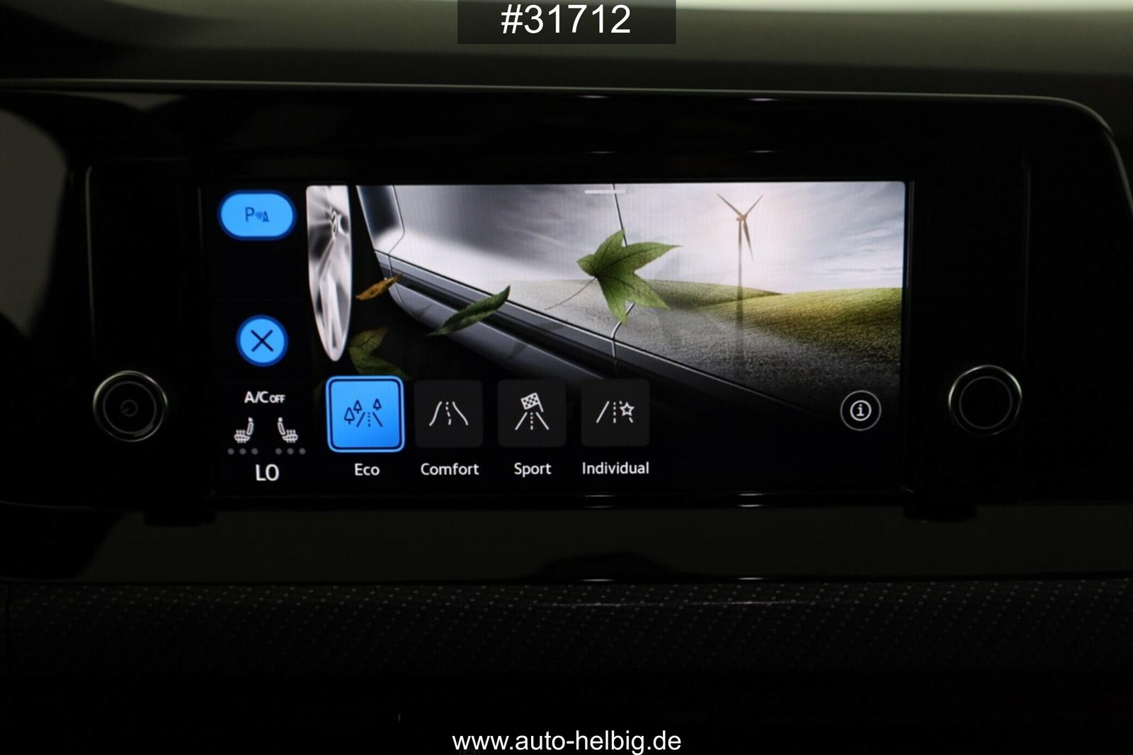 Volkswagen Golf VIII Lim. 1.5 eTSI R-Line #Virtual#LED#DSG#, миниатюра 19