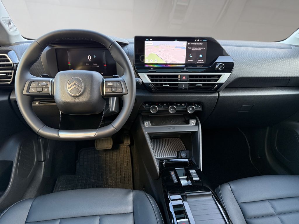 Fahrzeugabbildung Citroën C4 Hybrid 145 MAX - Schiebedach*Winter Paket