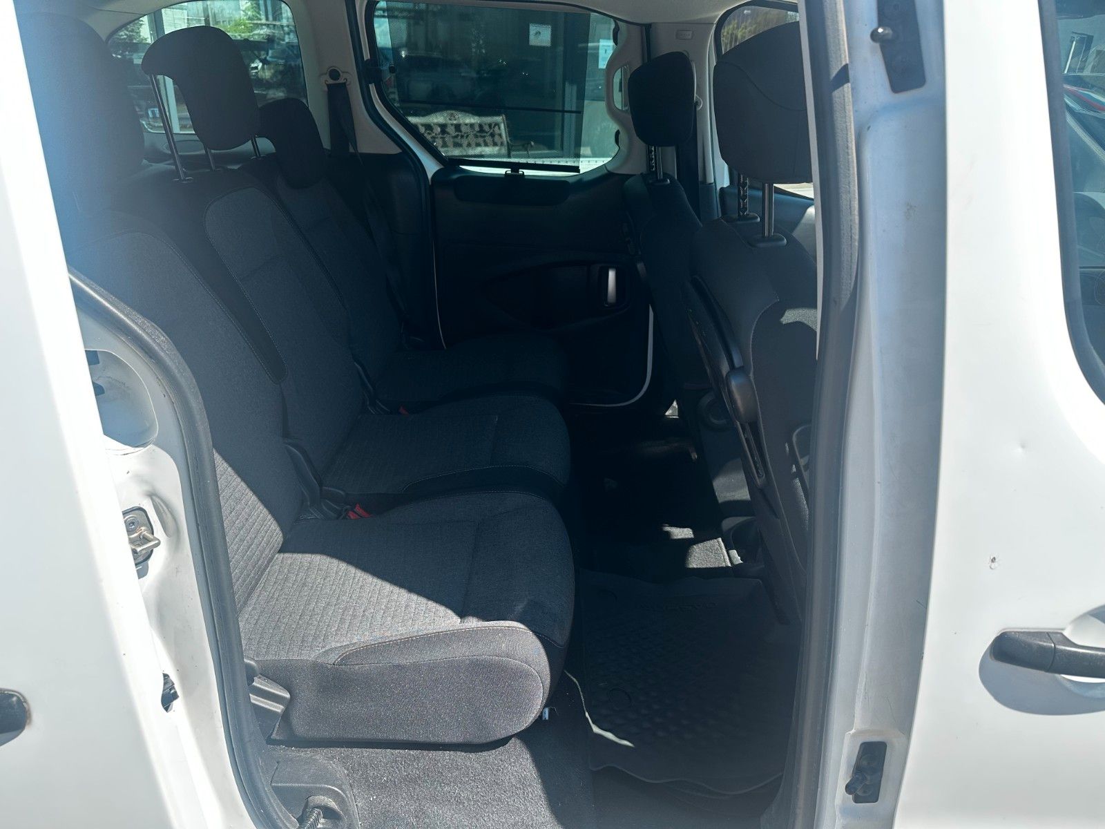 Fahrzeugabbildung Citroën Berlingo Kombi XTR