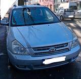 Kia Carnival - Kia Carnival aus 2006 mit Diesel-Antrieb