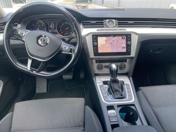 Volkswagen Passat Variant - 12