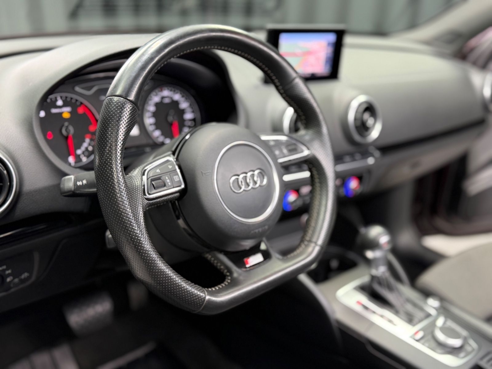 Fahrzeugabbildung Audi Audi A3 Limousine 2.0 TDI|3xS-LINE|B&O|S-TRONIC