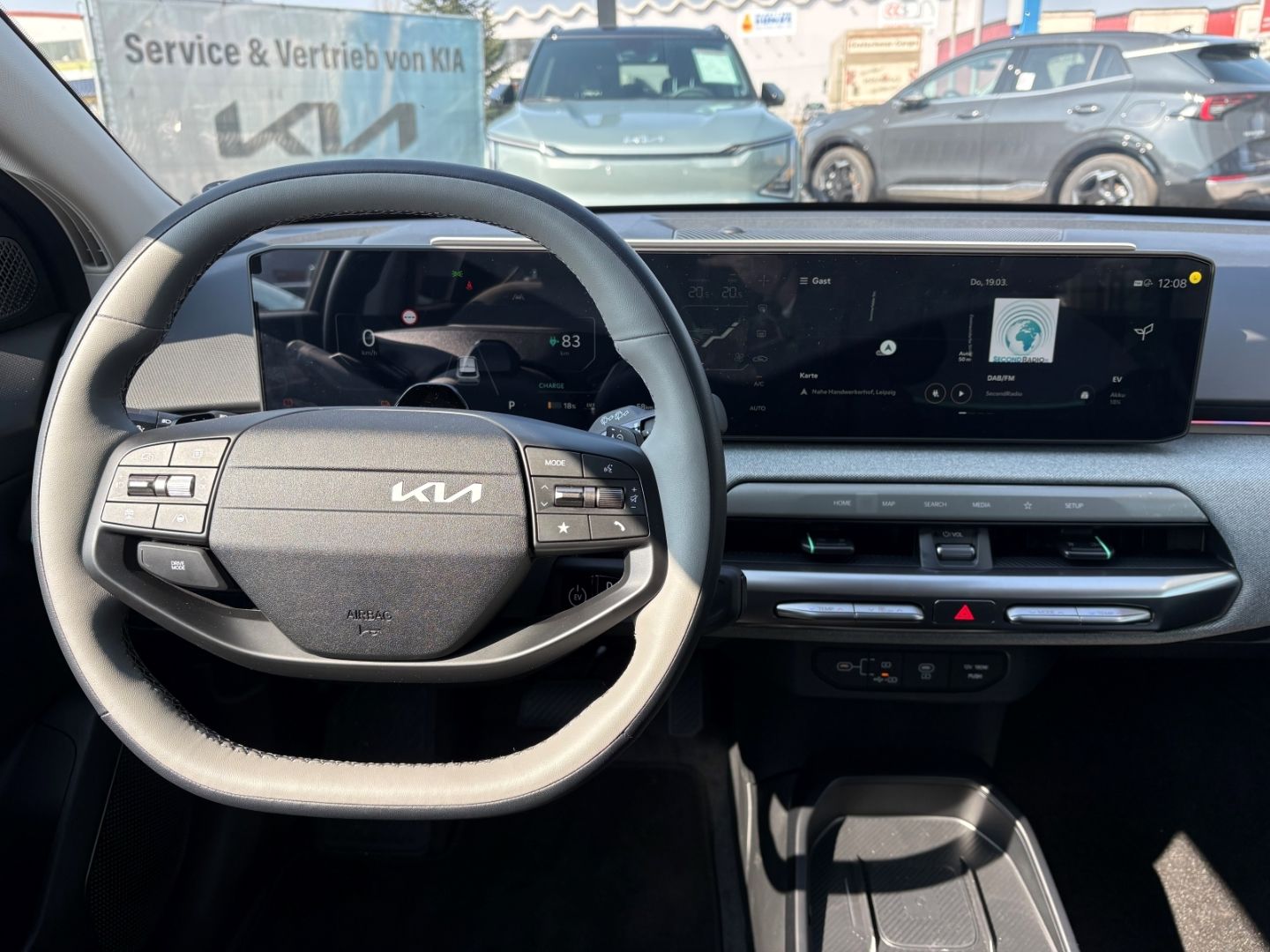 Fahrzeugabbildung Kia EV4 150 kW Earth NotBremsAss Leder 360°Kamera