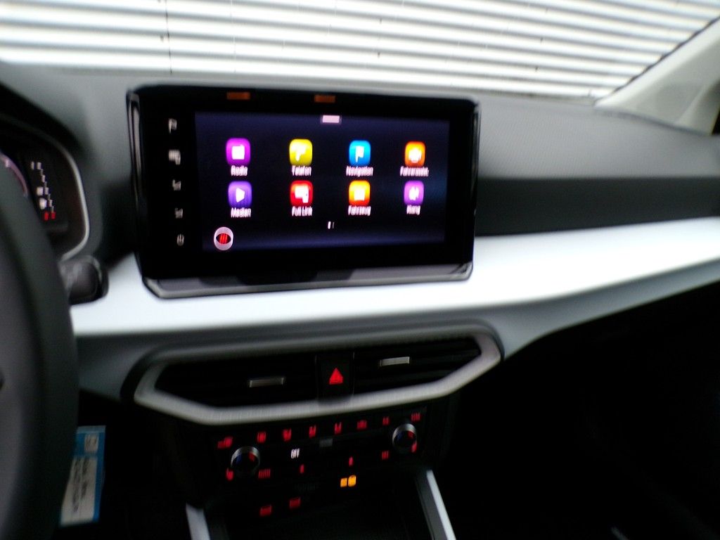 Fahrzeugabbildung SEAT ARONA 1,0 TSI Road Edition