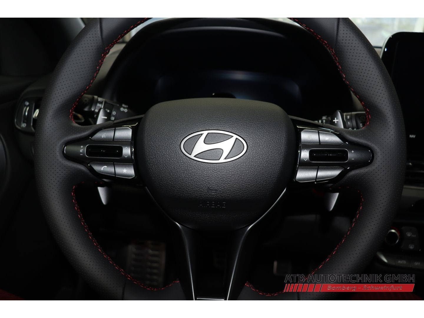 Fahrzeugabbildung Hyundai i30 MY26 N-Line 1.6 T-GDi 150PS 7-DCT 2WD Navi L