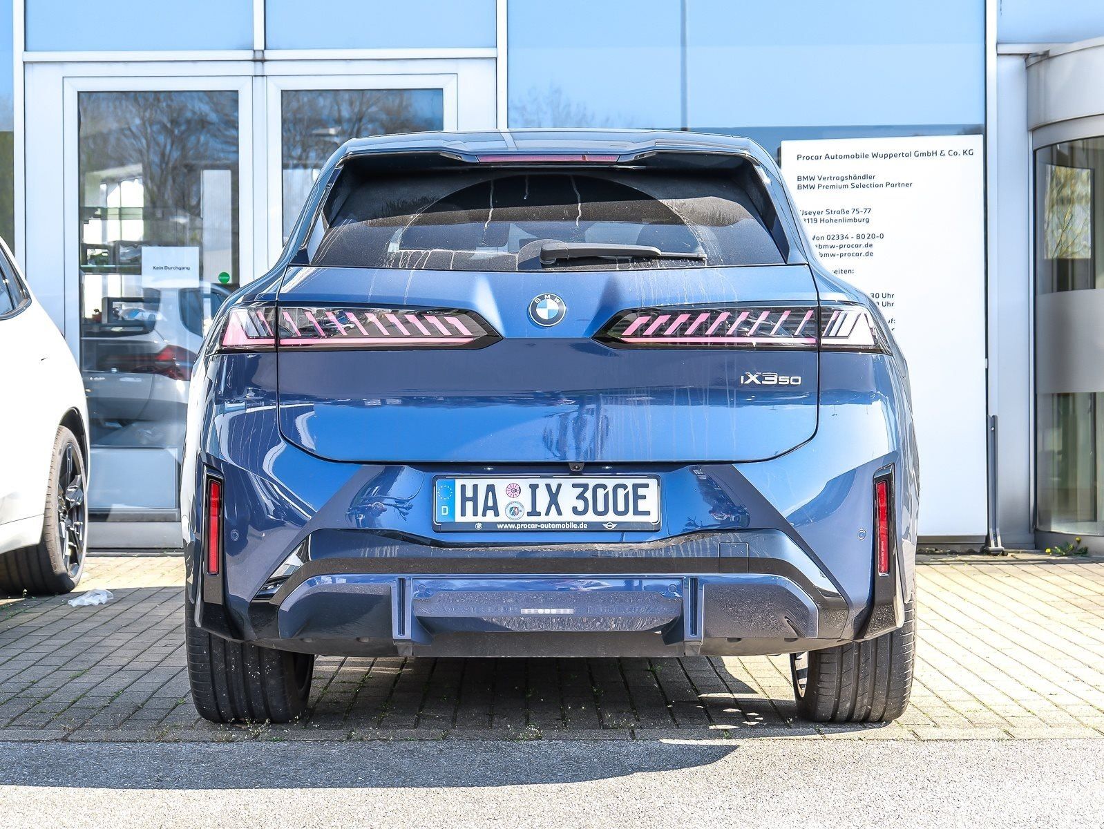 BMW iX3 - Bild 11