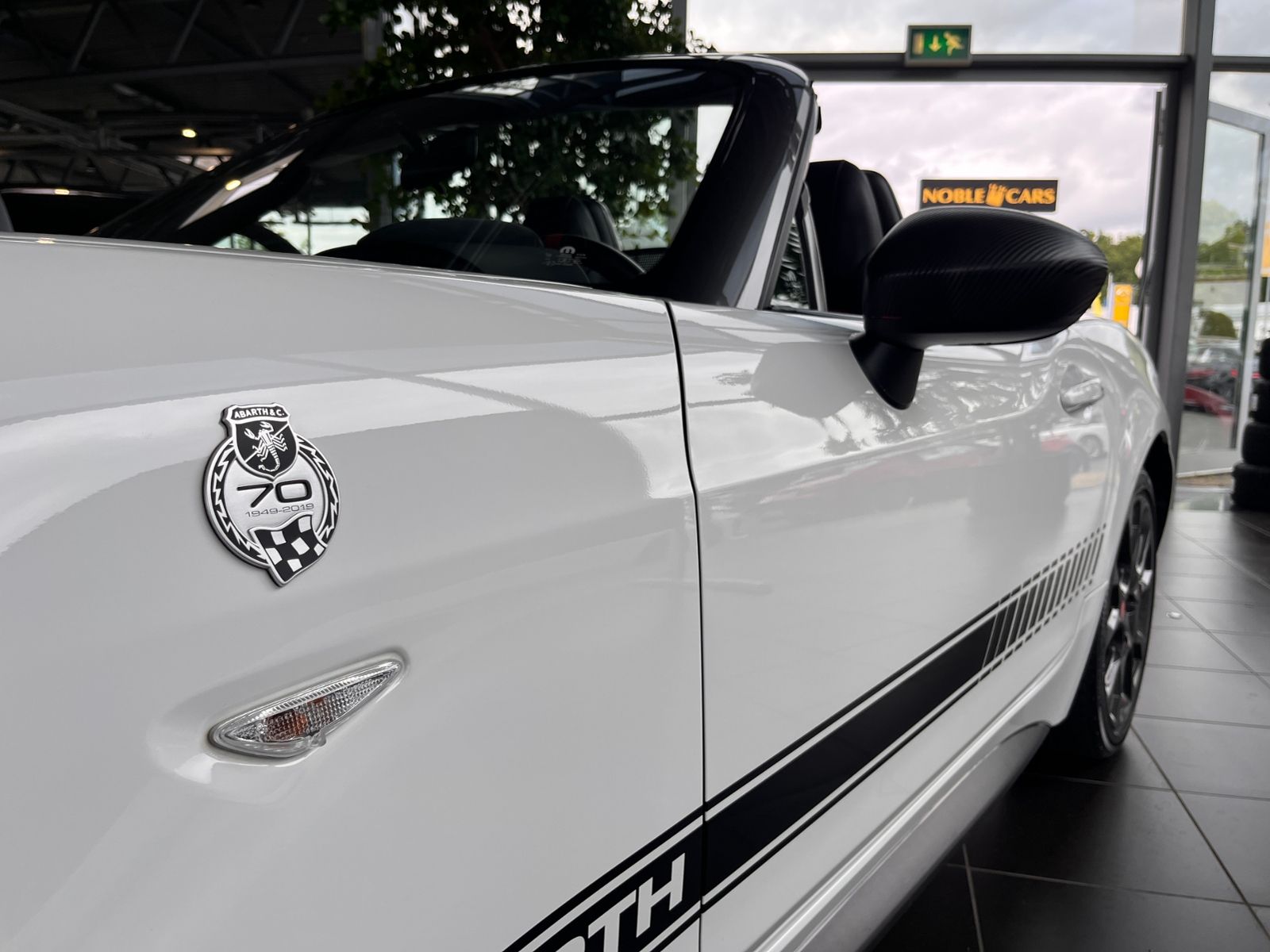 Fahrzeugabbildung Abarth 124 Spider Turismo LED DAB LEDER NAV SHZ